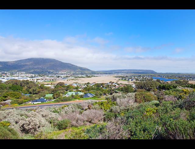 700M² VACANT LAND FOR SALE IN CHAPMAN'S BAY ESTATE